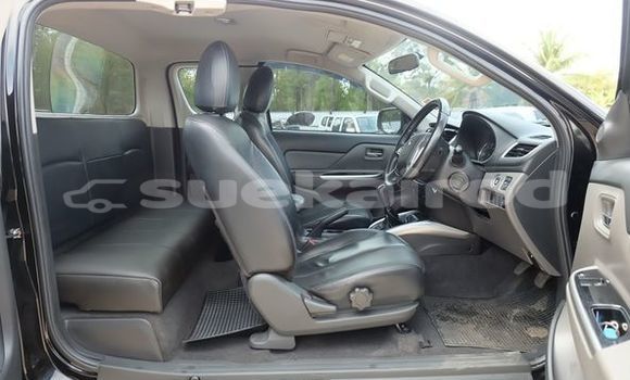 ซื้อ รถมือสอง Mitsubishi Triton สีดำ รถยนต์ ใน %{เมือง} ใน อุดรธานี ซื้อ รถมือสอง Mitsubishi Triton สีดำ รถยนต์ ใน %{เมือง} ใน อุดรธานี