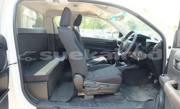 ซื้อ รถมือสอง Toyota Hiluxe Revo ขาว รถยนต์ ใน %{เมือง} ใน อุดรธานี ซื้อ รถมือสอง Toyota Hiluxe Revo ขาว รถยนต์ ใน %{เมือง} ใน อุดรธานี