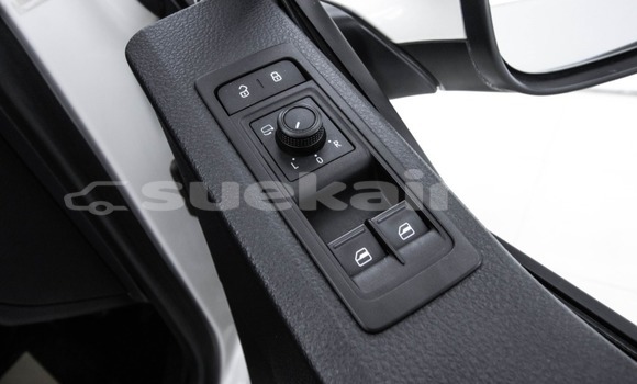 Buy Used Volkswagen Caravelle White Car in Bangkok in Bangkok Buy Used Volkswagen Caravelle White Car in Bangkok in Bangkok