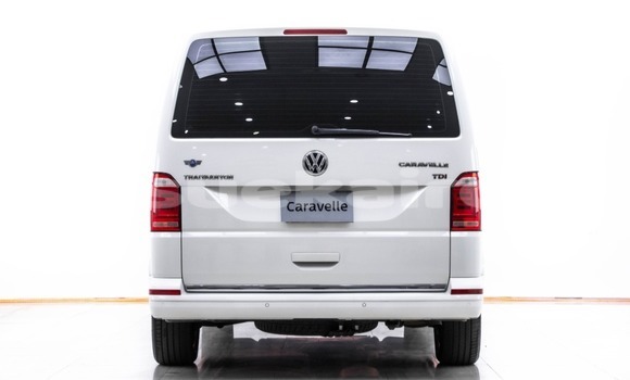 Buy Used Volkswagen Caravelle White Car in Bangkok in Bangkok Buy Used Volkswagen Caravelle White Car in Bangkok in Bangkok