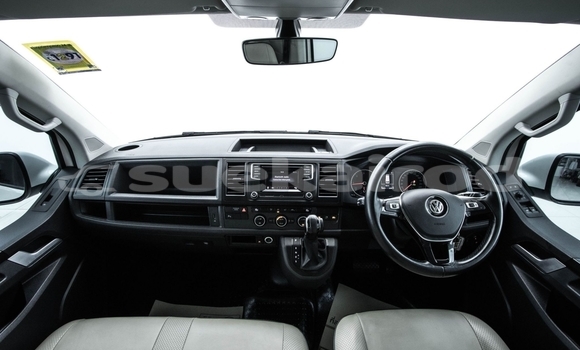 Buy Used Volkswagen Caravelle White Car in Bangkok in Bangkok Buy Used Volkswagen Caravelle White Car in Bangkok in Bangkok