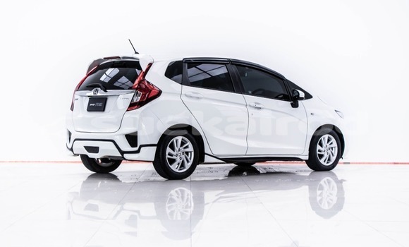 Buy Used Honda Jazz White Car in Bangkok in Bangkok Buy Used Honda Jazz White Car in Bangkok in Bangkok