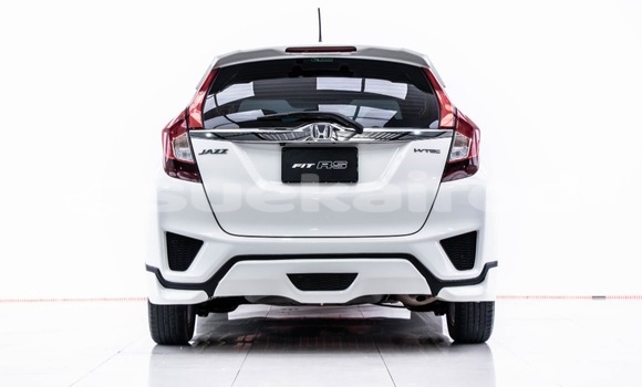 Buy Used Honda Jazz White Car in Bangkok in Bangkok Buy Used Honda Jazz White Car in Bangkok in Bangkok