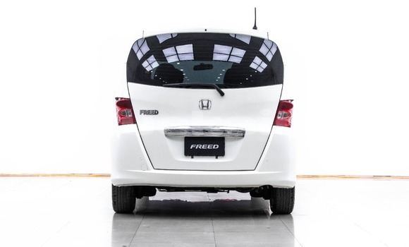 Buy Used Honda Freed White Car in Bangkok in Bangkok Buy Used Honda Freed White Car in Bangkok in Bangkok