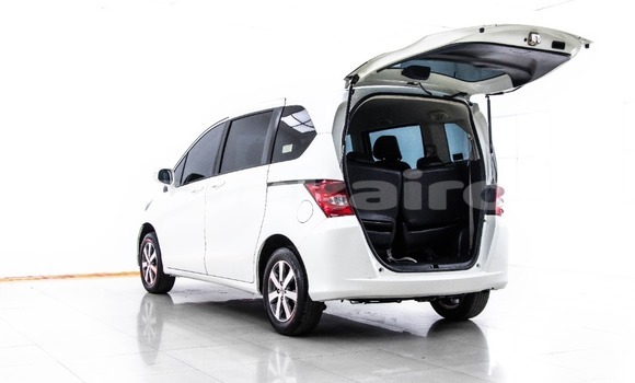 Buy Used Honda Freed White Car in Bangkok in Bangkok Buy Used Honda Freed White Car in Bangkok in Bangkok