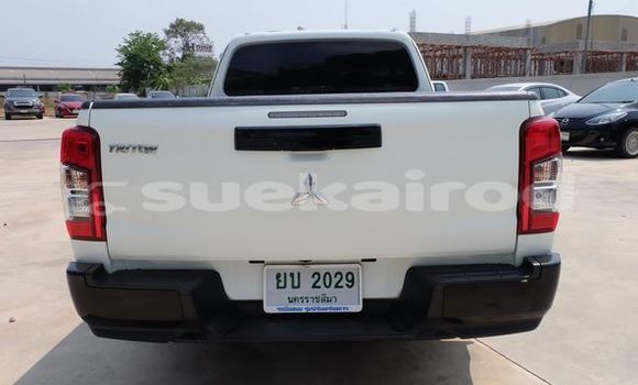 ซื้อ รถมือสอง Mitsubishi Triton ขาว รถยนต์ ใน %{เมือง} ใน อุดรธานี ซื้อ รถมือสอง Mitsubishi Triton ขาว รถยนต์ ใน %{เมือง} ใน อุดรธานี
