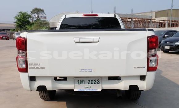 ซื้อ รถมือสอง Isuzu D-Max ขาว รถยนต์ ใน %{เมือง} ใน อุดรธานี ซื้อ รถมือสอง Isuzu D-Max ขาว รถยนต์ ใน %{เมือง} ใน อุดรธานี