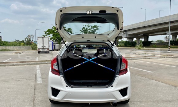 ซื้อ รถมือสอง Honda Jazz ขาว รถยนต์ ใน %{เมือง} ใน กรุงเทพมหานคร ซื้อ รถมือสอง Honda Jazz ขาว รถยนต์ ใน %{เมือง} ใน กรุงเทพมหานคร