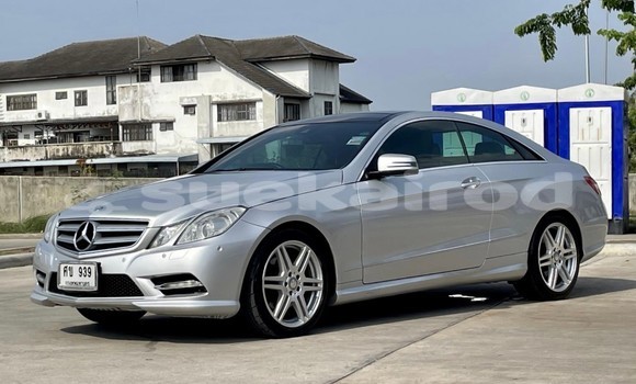 Buy Used Mercedes‒Benz E–Class Other Car in Bangkok in Bangkok