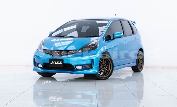 ซื้อ รถมือสอง Honda Jazz อื่น ๆ รถยนต์ ใน %{เมือง} ใน กรุงเทพมหานคร