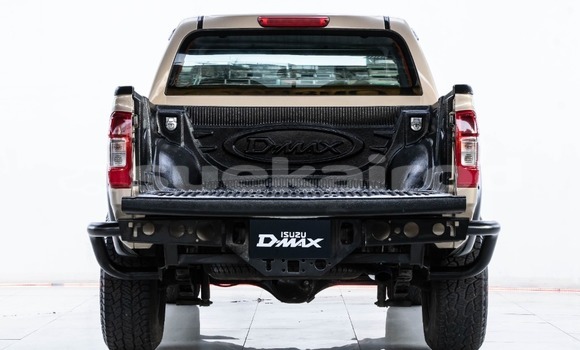 ซื้อ รถมือสอง Isuzu D-Max สีน้ำตาล รถยนต์ ใน %{เมือง} ใน กรุงเทพมหานคร ซื้อ รถมือสอง Isuzu D-Max สีน้ำตาล รถยนต์ ใน %{เมือง} ใน กรุงเทพมหานคร