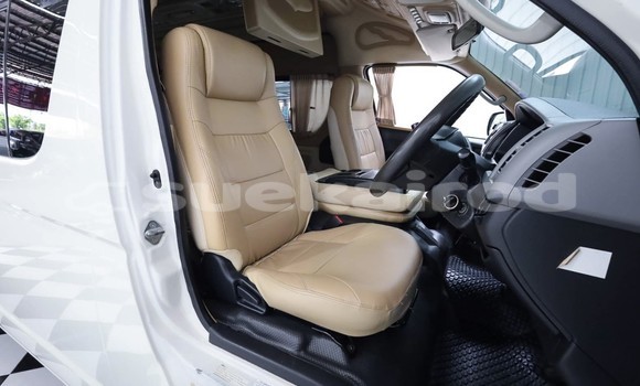 ซื้อ รถมือสอง Toyota Commuter ขาว รถยนต์ ใน %{เมือง} ใน กรุงเทพมหานคร ซื้อ รถมือสอง Toyota Commuter ขาว รถยนต์ ใน %{เมือง} ใน กรุงเทพมหานคร