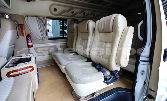 ซื้อ รถมือสอง Toyota Commuter ขาว รถยนต์ ใน %{เมือง} ใน กรุงเทพมหานคร ซื้อ รถมือสอง Toyota Commuter ขาว รถยนต์ ใน %{เมือง} ใน กรุงเทพมหานคร