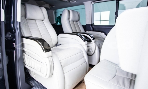 Buy Used Volkswagen Caravelle Black Car in Bangkok in Bangkok Buy Used Volkswagen Caravelle Black Car in Bangkok in Bangkok