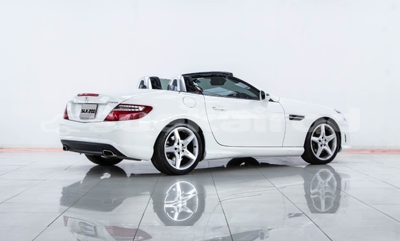 Buy Used Mercedes-Benz SLK-klasse White Car in Bangkok in Bangkok Buy Used Mercedes-Benz SLK-klasse White Car in Bangkok in Bangkok