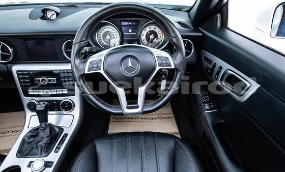 Buy Used Mercedes-Benz SLK-klasse White Car in Bangkok in Bangkok Buy Used Mercedes-Benz SLK-klasse White Car in Bangkok in Bangkok