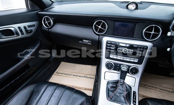 Buy Used Mercedes-Benz SLK-klasse White Car in Bangkok in Bangkok Buy Used Mercedes-Benz SLK-klasse White Car in Bangkok in Bangkok
