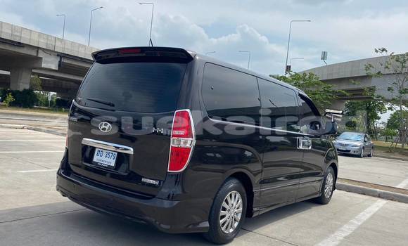Buy Used Hyundai H1 Black Car in Bangkok in Bangkok Buy Used Hyundai H1 Black Car in Bangkok in Bangkok
