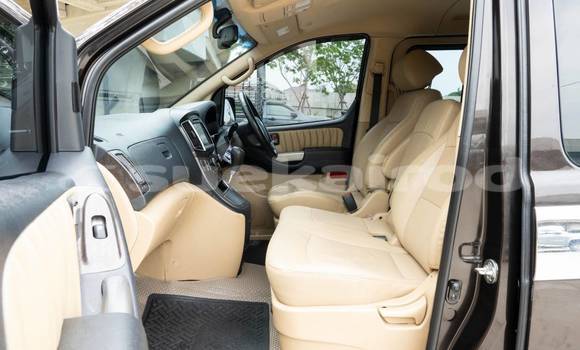 Buy Used Hyundai H1 Black Car in Bangkok in Bangkok Buy Used Hyundai H1 Black Car in Bangkok in Bangkok