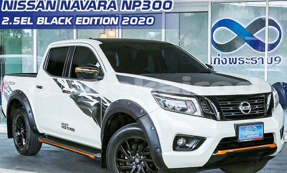 Buy Used Nissan Navara White Car in Bangkok in Bangkok