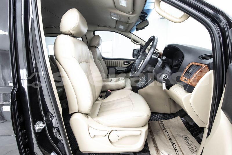 Big with watermark hyundai h1 bangkok bangkok 61106