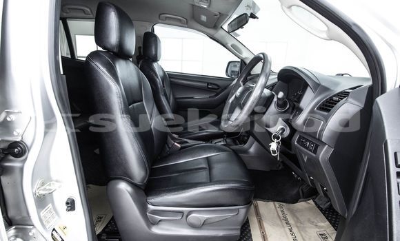 Buy Used Isuzu MU-X Other Car in Bangkok in Bangkok Buy Used Isuzu MU-X Other Car in Bangkok in Bangkok