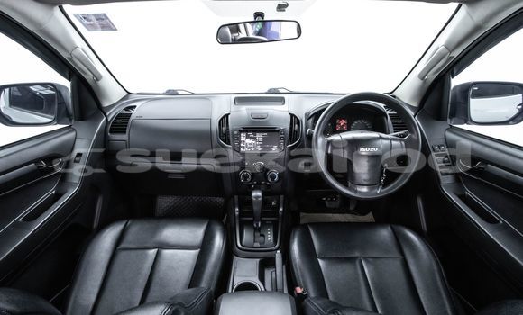 Buy Used Isuzu MU-X Other Car in Bangkok in Bangkok Buy Used Isuzu MU-X Other Car in Bangkok in Bangkok