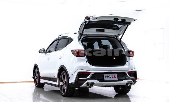 Buy Used MG ZS White Car in Bangkok in Bangkok Buy Used MG ZS White Car in Bangkok in Bangkok