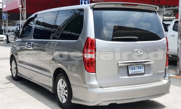 Buy Used Hyundai H1 Other Car in Bangkok in Bangkok Buy Used Hyundai H1 Other Car in Bangkok in Bangkok