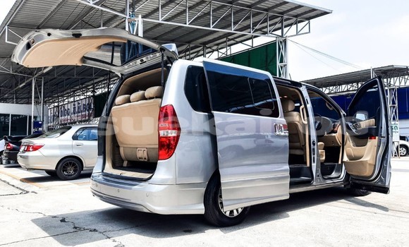 Buy Used Hyundai H1 Other Car in Bangkok in Bangkok Buy Used Hyundai H1 Other Car in Bangkok in Bangkok