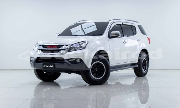 Buy Used Isuzu MU-X White Car in Samut Sakhon in Samut Sakhon
