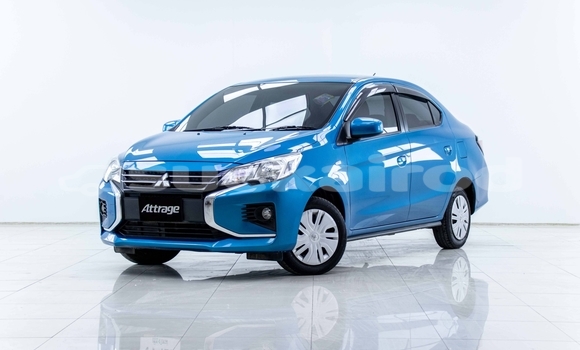 ซื้อ รถมือสอง Mitsubishi Attrage สีน้ำเงิน รถยนต์ ใน %{เมือง} ใน สมุทรสาคร