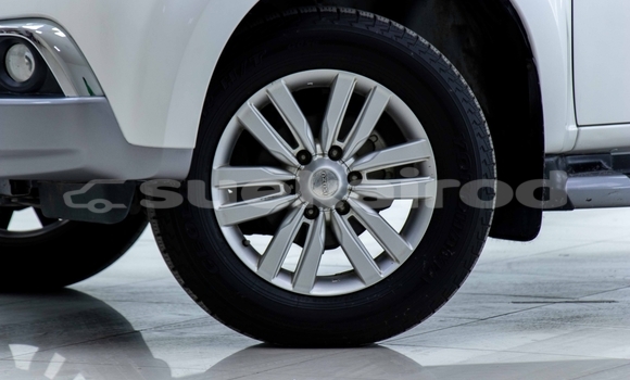 ซื้อ รถมือสอง Isuzu MU-X ขาว รถยนต์ ใน %{เมือง} ใน สมุทรสาคร ซื้อ รถมือสอง Isuzu MU-X ขาว รถยนต์ ใน %{เมือง} ใน สมุทรสาคร