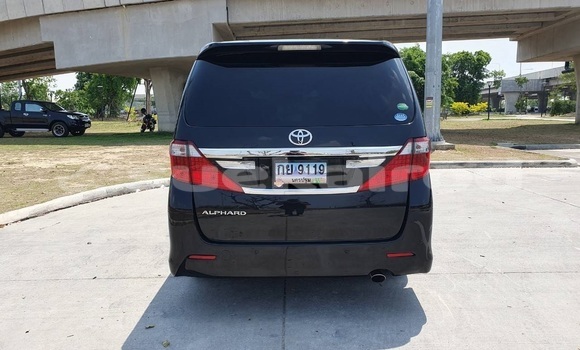 Buy Used Toyota Alphard White Car in Bangkok in Bangkok Buy Used Toyota Alphard White Car in Bangkok in Bangkok