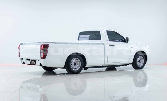 Buy Used Isuzu D-Max White Car in Bangkok in Bangkok Buy Used Isuzu D-Max White Car in Bangkok in Bangkok