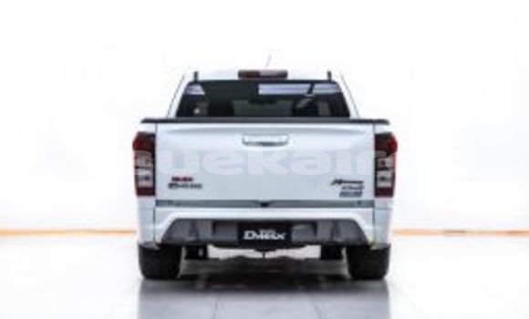 Buy Used Isuzu D-Max White Car in Bangkok in Bangkok Buy Used Isuzu D-Max White Car in Bangkok in Bangkok