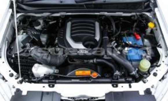 Buy Used Isuzu D-Max White Car in Bangkok in Bangkok Buy Used Isuzu D-Max White Car in Bangkok in Bangkok