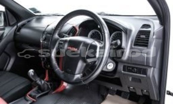 Buy Used Isuzu D-Max White Car in Bangkok in Bangkok Buy Used Isuzu D-Max White Car in Bangkok in Bangkok