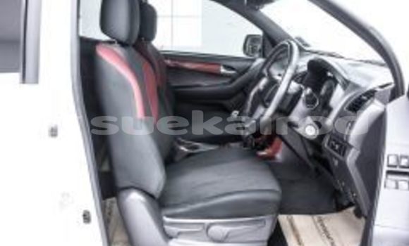 Buy Used Isuzu D-Max White Car in Bangkok in Bangkok Buy Used Isuzu D-Max White Car in Bangkok in Bangkok