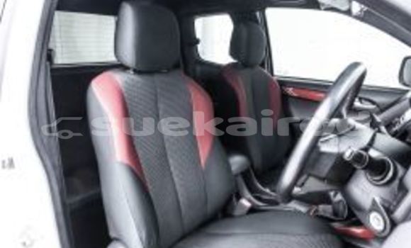 Buy Used Isuzu D-Max White Car in Bangkok in Bangkok Buy Used Isuzu D-Max White Car in Bangkok in Bangkok