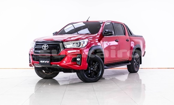 Buy Used Toyota Hiluxe Revo Red Car in Bangkok in Bangkok