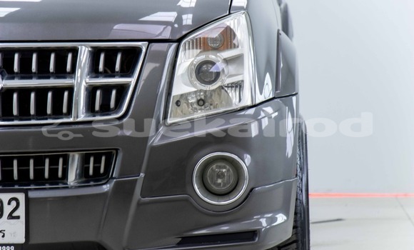 Buy Used Isuzu MU-7 Other Car in Bangkok in Bangkok Buy Used Isuzu MU-7 Other Car in Bangkok in Bangkok