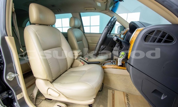 Buy Used Isuzu MU-7 Other Car in Bangkok in Bangkok Buy Used Isuzu MU-7 Other Car in Bangkok in Bangkok