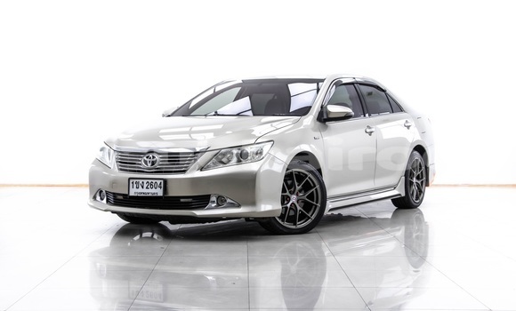 ซื้อ รถมือสอง Toyota Camry สีน้ำตาล รถยนต์ ใน %{เมือง} ใน กรุงเทพมหานคร ซื้อ รถมือสอง Toyota Camry สีน้ำตาล รถยนต์ ใน %{เมือง} ใน กรุงเทพมหานคร