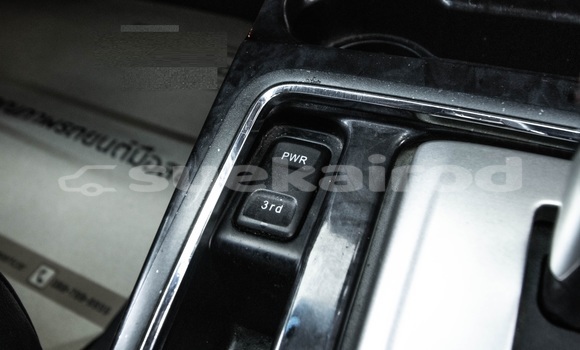 Buy Used Isuzu MU-7 White Car in Bangkok in Bangkok Buy Used Isuzu MU-7 White Car in Bangkok in Bangkok