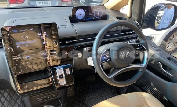 ซื้อ รถมือสอง Hyundai Starex สีดำ รถยนต์ ใน %{เมือง} ใน กรุงเทพมหานคร ซื้อ รถมือสอง Hyundai Starex สีดำ รถยนต์ ใน %{เมือง} ใน กรุงเทพมหานคร