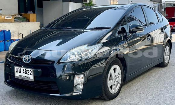 ซื้อ รถมือสอง Toyota Prius สีดำ รถยนต์ ใน %{เมือง} ใน กรุงเทพมหานคร