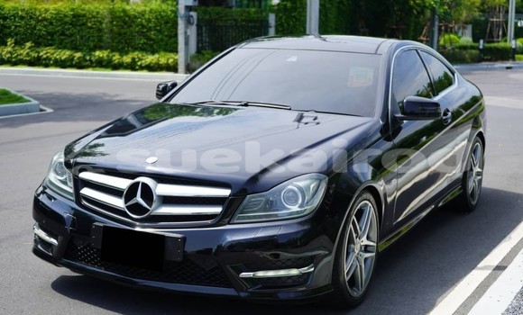 ซื้อ รถมือสอง Mercedes-Benz C-klasse สีดำ รถยนต์ ใน %{เมือง} ใน กรุงเทพมหานคร