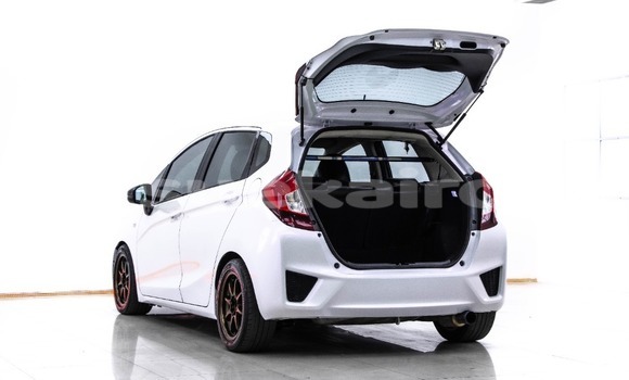 Buy Used Honda Jazz White Car in Bangkok in Bangkok Buy Used Honda Jazz White Car in Bangkok in Bangkok