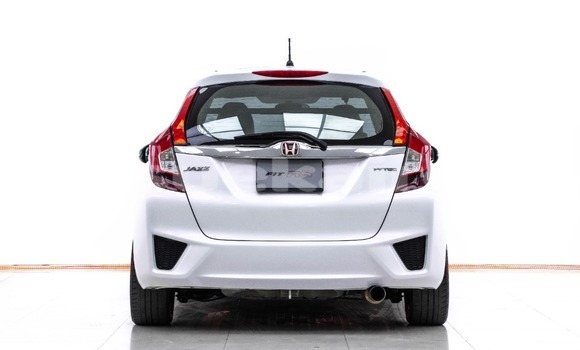 Buy Used Honda Jazz White Car in Bangkok in Bangkok Buy Used Honda Jazz White Car in Bangkok in Bangkok